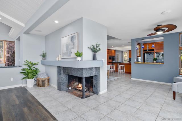 16334 Woodson View Rd, Poway CA: https://media.crmls.org/mediaz/2cd92962-5333-4519-8f5b-b2368723747d.jpg