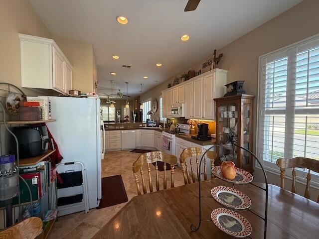 Image 23 of 50 For 80529 Hoylake Drive