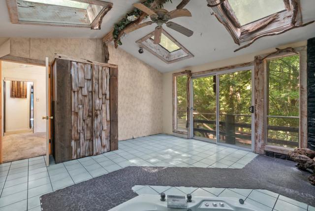 9609 E Zayante Road, Felton CA: https://media.crmls.org/mediaz/2cd9b2ea-6207-4a10-a280-46d6374e58ff.jpg