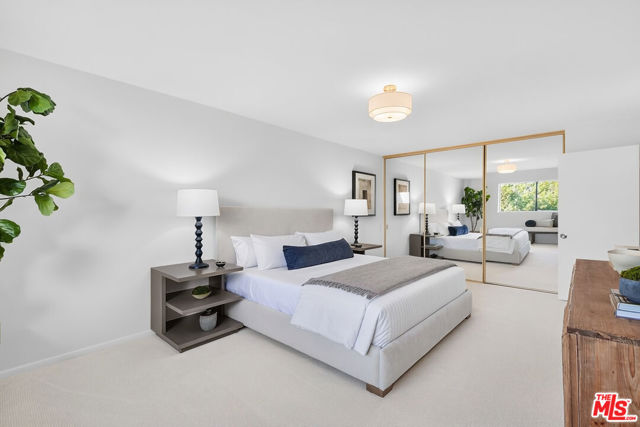 15167 Magnolia Boulevard, E photo 22