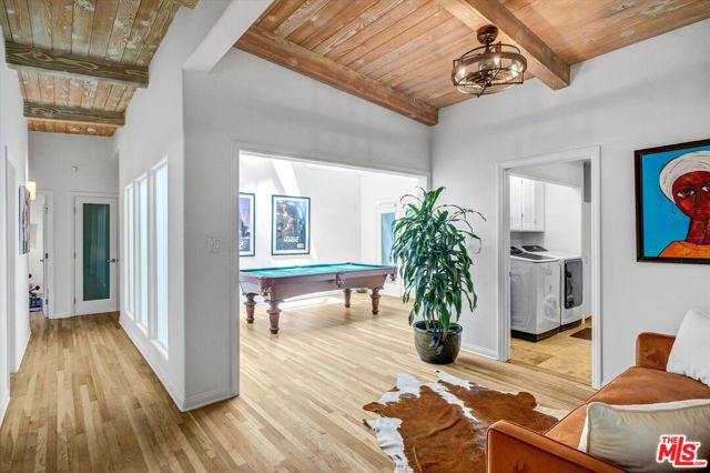 265 Redlands Street photo 5