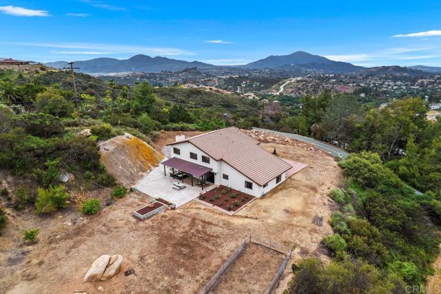 Detail Gallery Image 4 of 61 For 15088 Lyons Valley Rd, Jamul,  CA 91935 - 3 Beds | 2/1 Baths