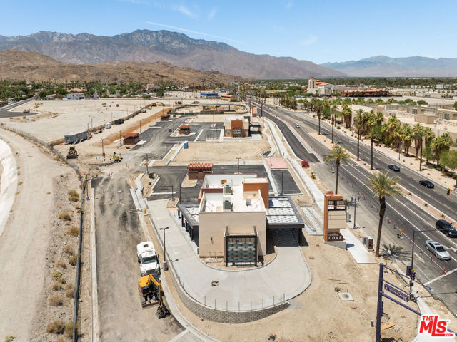 68599 E Palm Canyon Dr., Cathedral City CA: https://media.crmls.org/mediaz/2cdb6f5d-2842-4498-9a4a-410130b62b52.jpg