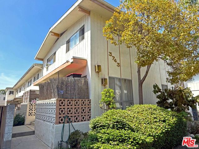 3743 Mentone Avenue photo 3