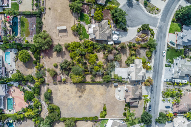 2219 Mapleleaf Avenue, Newbury Park CA: https://media.crmls.org/mediaz/2cdc162f-0bdc-423a-b3c3-c746d06ef9c6.jpg