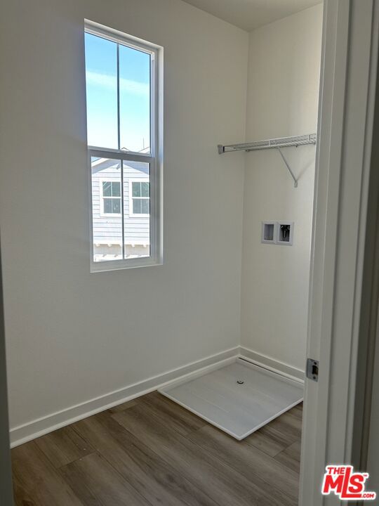 Spacious laundry room