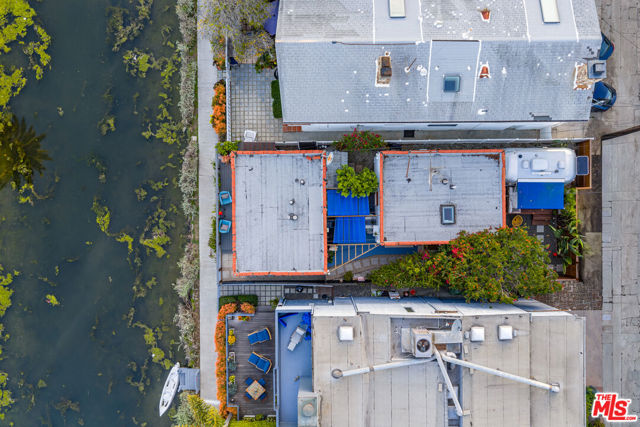 225 Carroll Canal photo 20