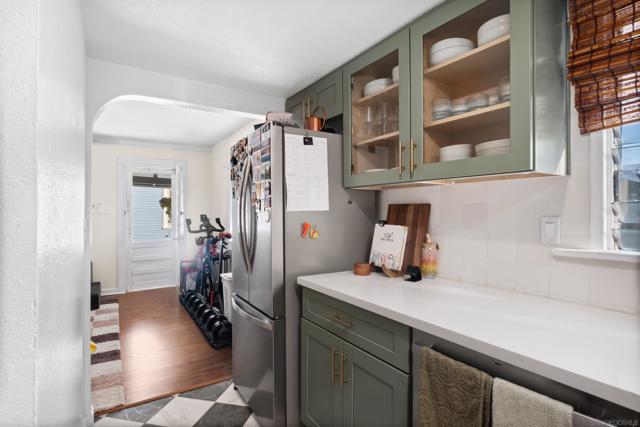 Image 30 of 75 For 4419 Mississippi St