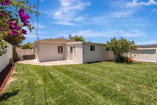 602 Los Gatos Way, San Mateo CA: https://media.crmls.org/mediaz/2cde2c32-6d0b-40a2-98ea-f1cb9f61919a.jpg