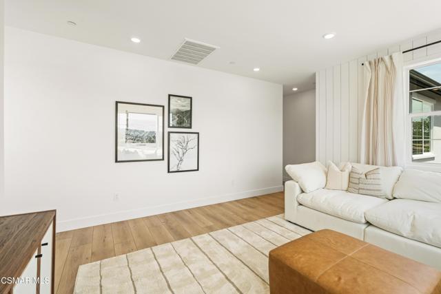 4819 E Beltramo Ranch Road, Moorpark CA: https://media.crmls.org/mediaz/2cdf3880-17fb-4cae-b815-68b5de74d2e4.jpg