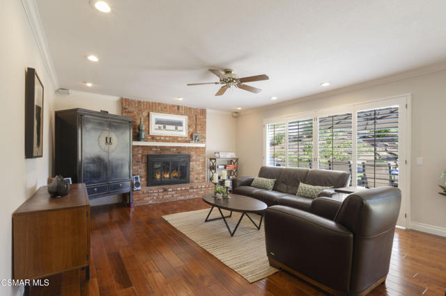 Image 13 of 33 For 6564 Woodcrest Place