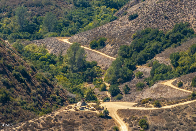 497 Azalea Street, Thousand Oaks CA: https://media.crmls.org/mediaz/2cdf787a-da83-45c3-9703-0c6c11288fc0.jpg