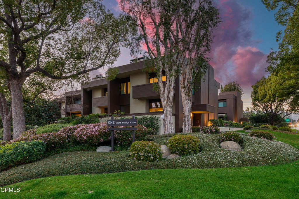 1 S Orange Grove Boulevard #1