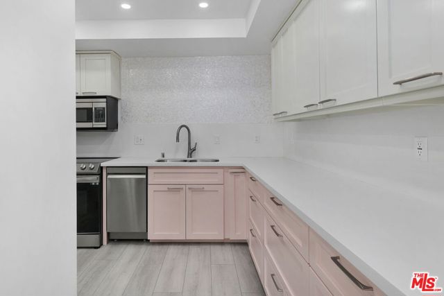 969 Hilgard Avenue, Los Angeles CA: https://media.crmls.org/mediaz/2ce076c9-6b4b-4c90-a937-69ad3e278c89.jpg