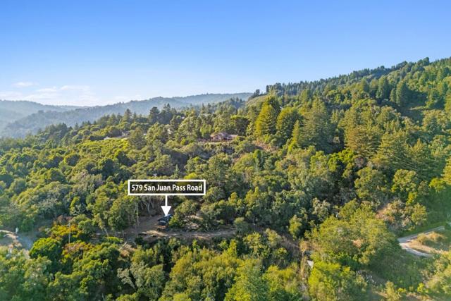 579 San Juan, Corralitos CA: https://media.crmls.org/mediaz/2ce1776e-a8c7-471f-b7b6-e84e3aca0f04.jpg