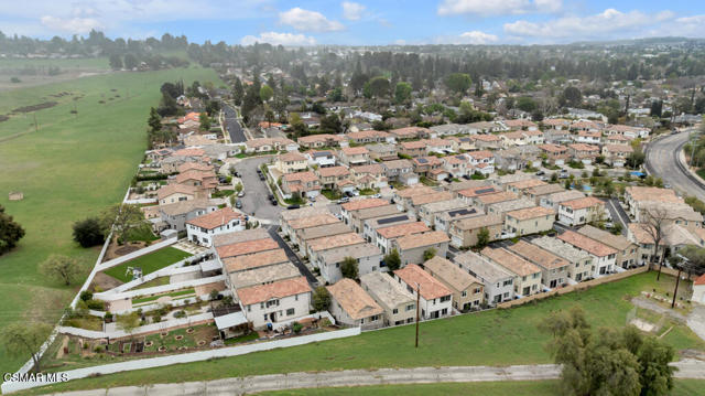 8565 N Walnut Way, West Hills CA: https://media.crmls.org/mediaz/2ce1a28d-2889-41bc-9ee6-b79ab3c406f4.jpg