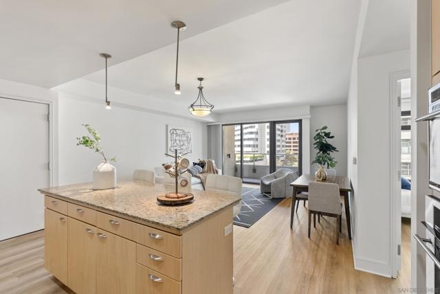 645 Front St., San Diego CA: https://media.crmls.org/mediaz/2ce1c956-5f11-4a41-94d1-90e40fa27df3.jpg