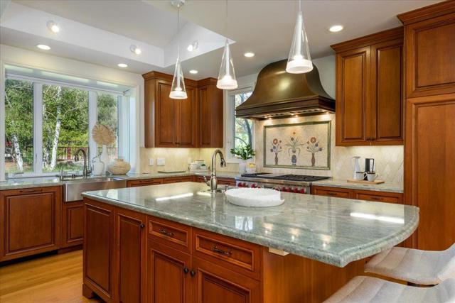 50 Bear Gulch Drive, Portola Valley CA: https://media.crmls.org/mediaz/2ce20bd9-2adf-4ee4-8a33-884466609be3.jpg