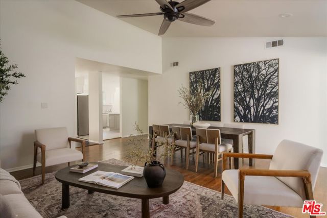 14141 Killion Street photo 15