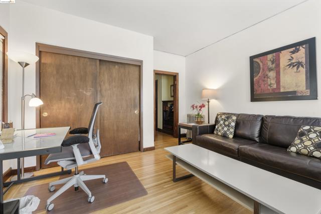 Image 11 of 33 For 1722 Walnut St