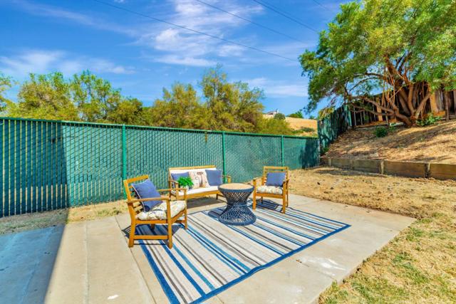 5109 Pawnee Drive, Antioch CA: https://media.crmls.org/mediaz/2ce51cfa-cbee-4092-896e-e6b7550cef7f.jpg