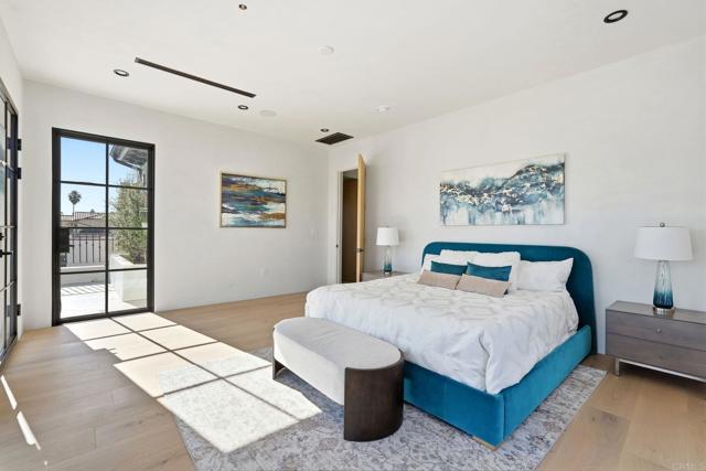 Detail Gallery Image 24 of 52 For 160 N Stanley Dr, Beverly Hills,  CA 90211 - 5 Beds | 5/1 Baths