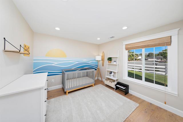 2103 Loquat Place, Oceanside CA: https://media.crmls.org/mediaz/2ce5b869-7493-4765-9d21-2f9be5dc2e32.jpg