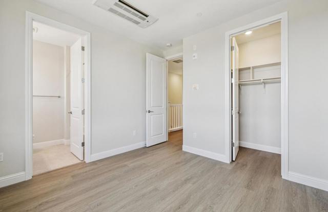 2417 Willow Way, San Mateo CA: https://media.crmls.org/mediaz/2ce5fa8d-482f-4f5f-b0a3-633097676a1c.jpg