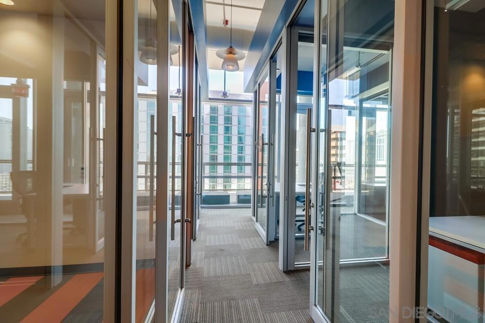 MLS #250032382SD img 51