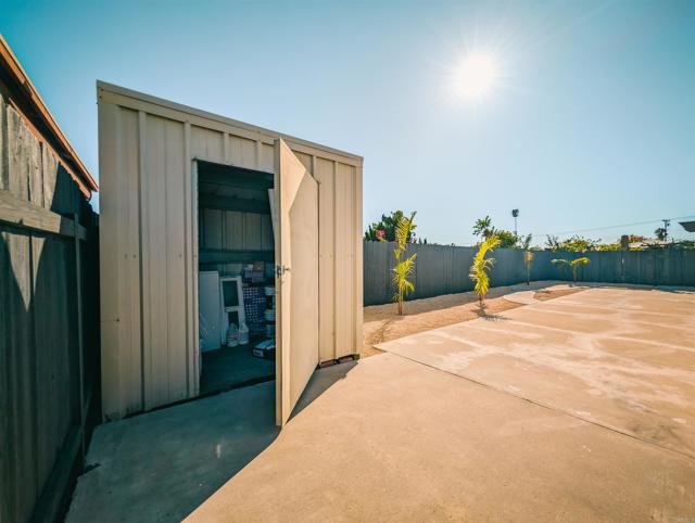 8343 San Carlos Drive, San Diego CA: https://media.crmls.org/mediaz/2ce8f200-8c0a-4898-b7c6-d7c1b480b71e.jpg