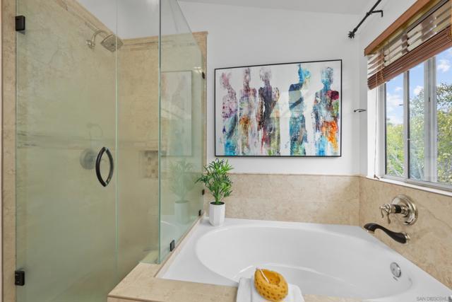 11251 Caminito Aclara, San Diego CA: https://media.crmls.org/mediaz/2ce91eb2-7776-44dc-816d-060622c2b5d3.jpg