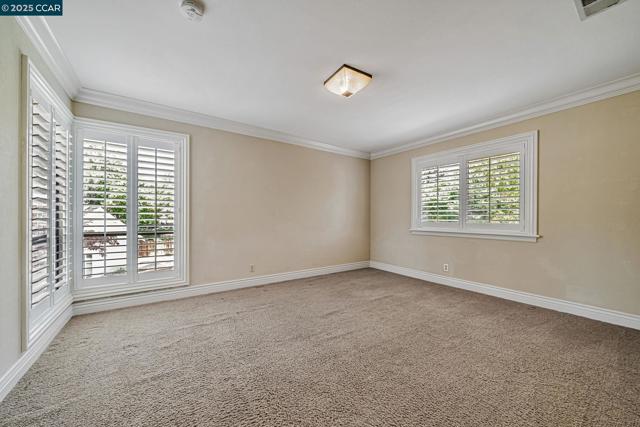 732 Graham Ct, Danville CA: https://media.crmls.org/mediaz/2ce9274b-961b-4d34-83ae-82d860b40664.jpg