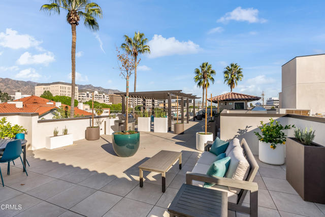 Detail Gallery Image 15 of 19 For 139 S Oak Knoll Ave #102,  Pasadena,  CA 91101 - 1 Beds | 1 Baths