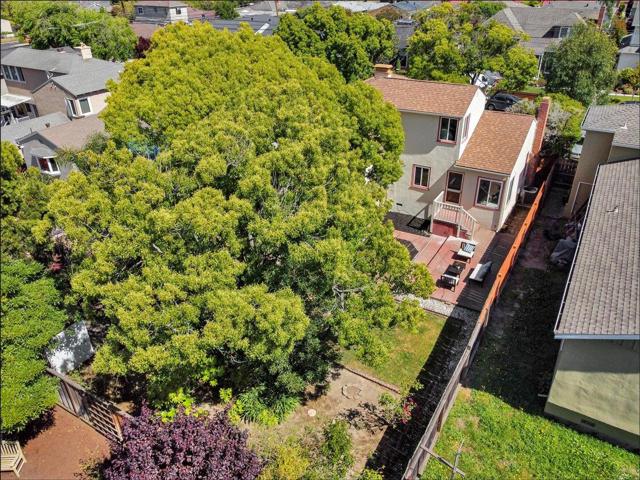526 Sylvan Avenue, San Mateo CA: https://media.crmls.org/mediaz/2ce95aa5-cd97-42a1-b1c4-5f503b718770.jpg