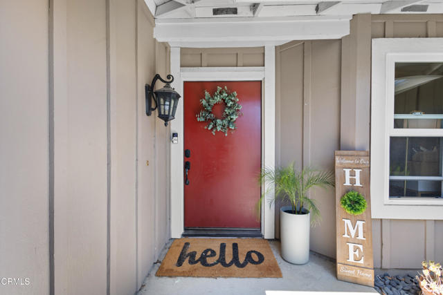 1684 San Joaquin Avenue, Ventura CA: https://media.crmls.org/mediaz/2ceafeba-1636-47b0-9ea4-10901fe5f910.jpg