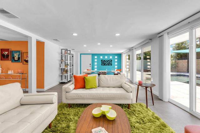 1075 E Sunny Dunes Road, Palm Springs, CA 92264