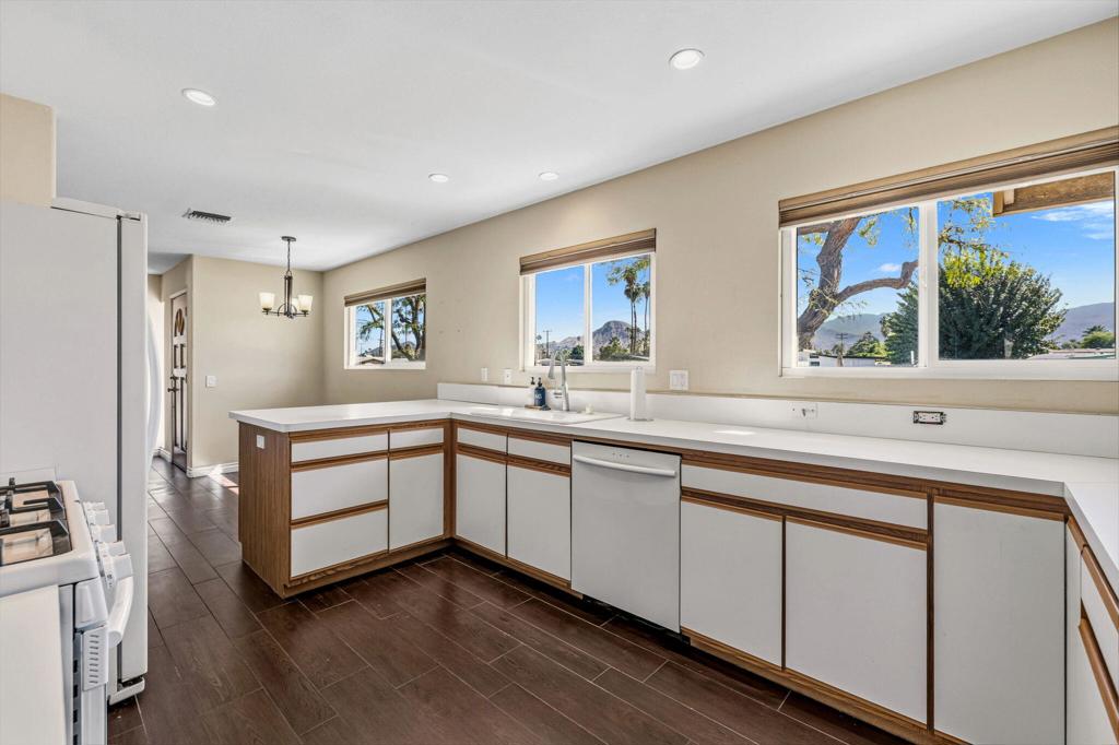 MLS #219137219DA image #2