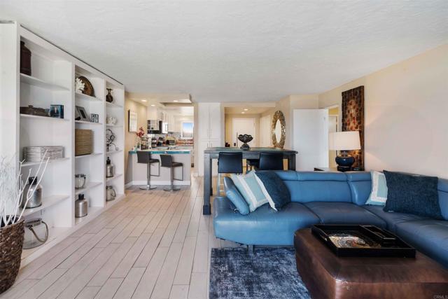 1502 Seacoast Drive, Imperial Beach CA: https://media.crmls.org/mediaz/2cee836a-2366-4552-8c35-0be2e7b1cd15.jpg