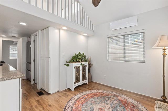 Detail Gallery Image 9 of 35 For 1624 N Coast Highway 101 #12,  Encinitas,  CA 92024 - 2 Beds | 1 Baths
