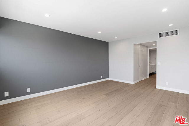 10701 Wilshire Boulevard, Los Angeles CA: https://media.crmls.org/mediaz/2cef7e21-9e29-4854-beaf-aee20c8495c4.jpg