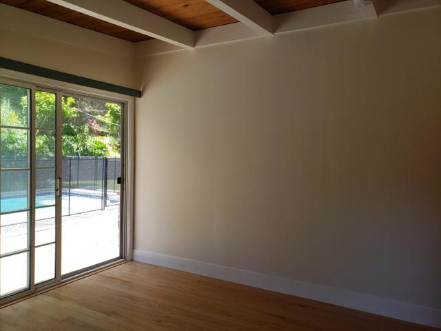528 Moraga, Orinda CA: https://media.crmls.org/mediaz/2cf019a9-c827-4b00-85e5-11faa949f9e7.jpg