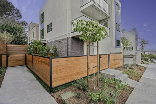 Details for 2126 San Clemente St, San Diego, CA 92107