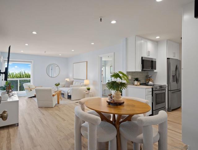 4730 Noyes ST, San Diego CA: https://media.crmls.org/mediaz/2cf15f78-0aa6-4792-97d2-18e36e27ae10.jpg