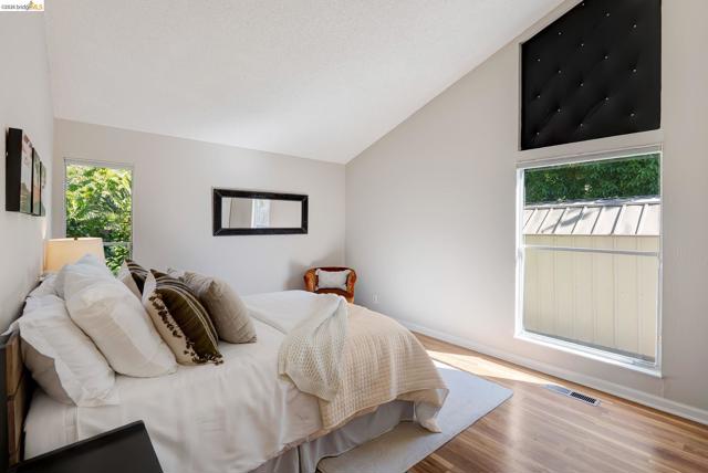 Image 16 of 47 For 2651 Tamalpais Dr