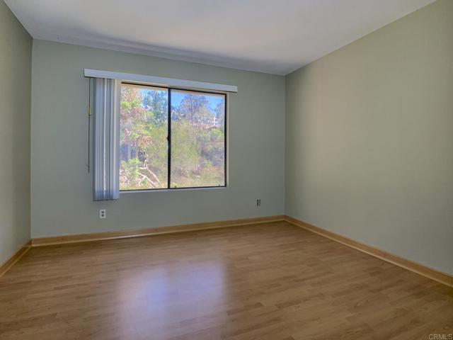 Detail Gallery Image 13 of 23 For 10473 Crosscreek Ter, San Diego,  CA 92131 - 2 Beds | 2/1 Baths