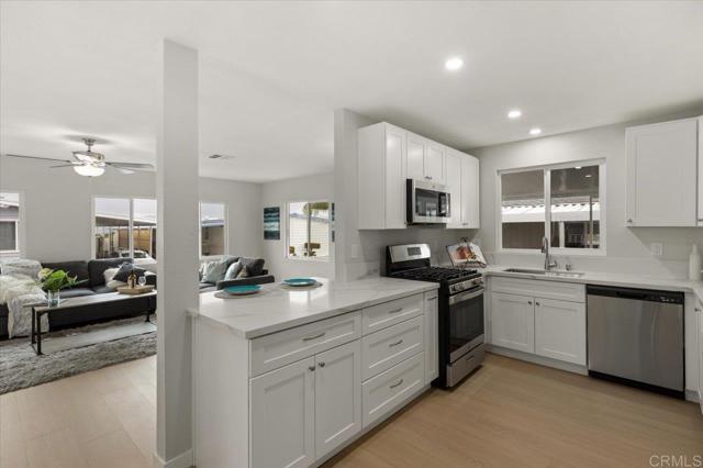 3535 Linda Vista Drive, San Marcos CA: https://media.crmls.org/mediaz/2cf1d444-e6e3-48ba-8940-17976d84b7e6.jpg
