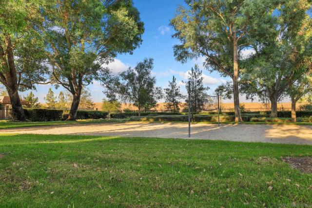 40998 Promenade Chardonnay Hls, Temecula CA: https://media.crmls.org/mediaz/2cf2f0c3-2a62-4e25-b74e-f855ecaaa067.jpg