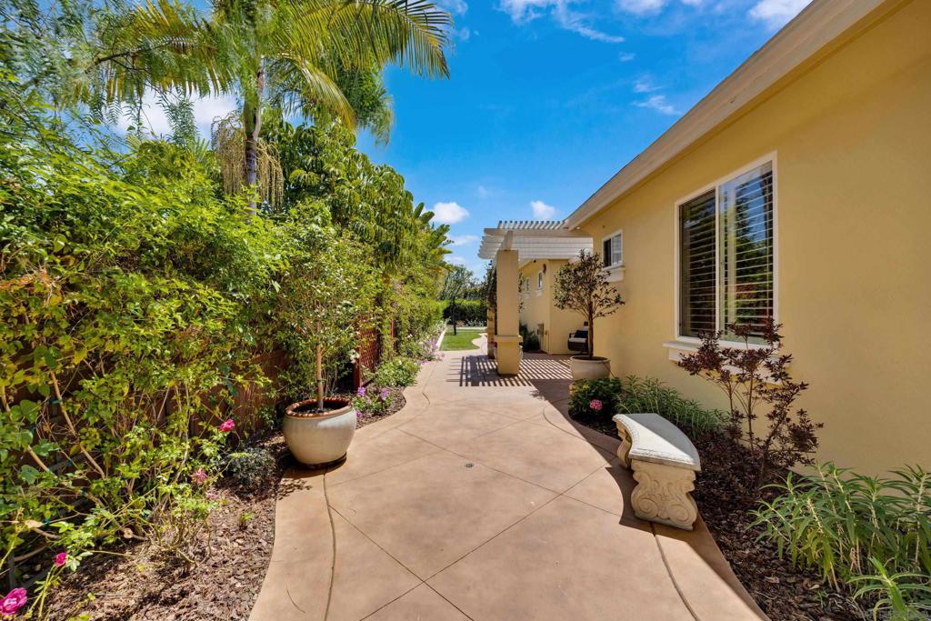 MLS #250027889SD image #72