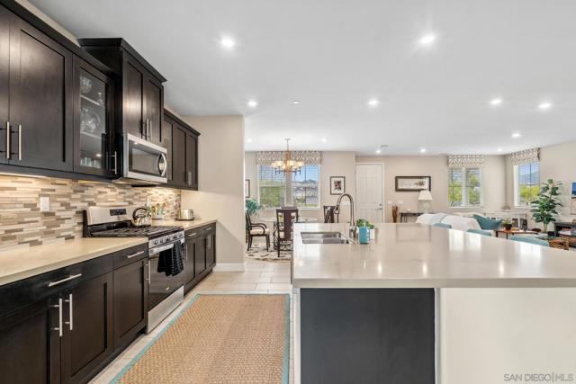 27661 Heritage Ln, Valley Center CA: https://media.crmls.org/mediaz/2cf3a94a-d61f-45ea-b834-4aeedbf09498.jpg