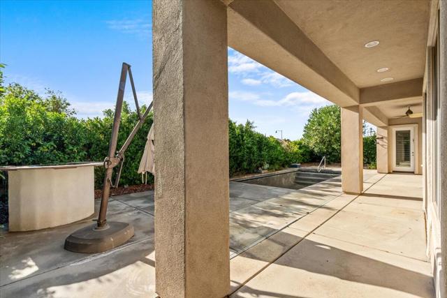 80735 Camino Santa Elise, Indio CA: https://media.crmls.org/mediaz/2cf3d046-a0b3-465e-9641-81d411707d93.jpg